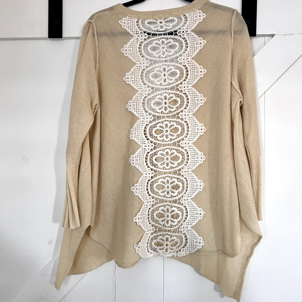 Umgee crocheted back cardigan size M/L